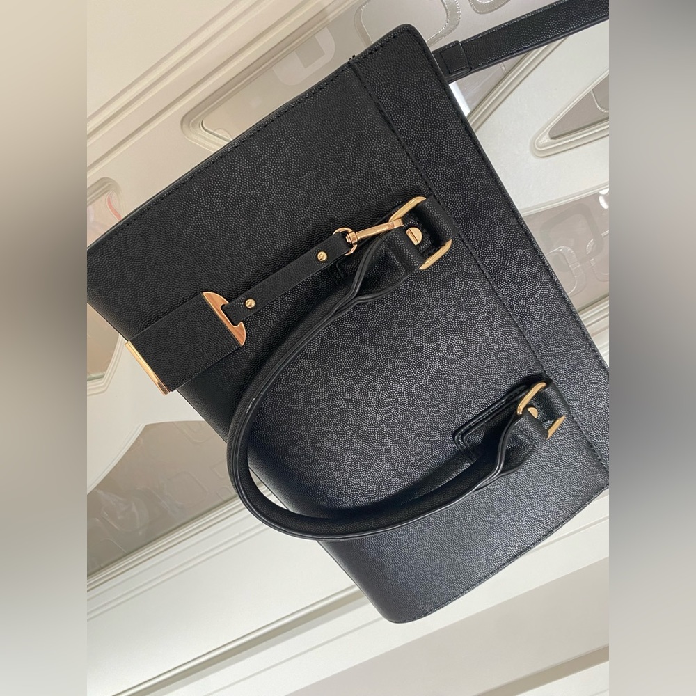 Purse - Picture 2 of 3